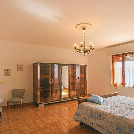 Awesome In Magliano With Kitchen Magliano in Garfagnana